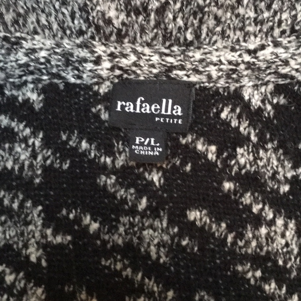 Sweater - Picture 2 of 3